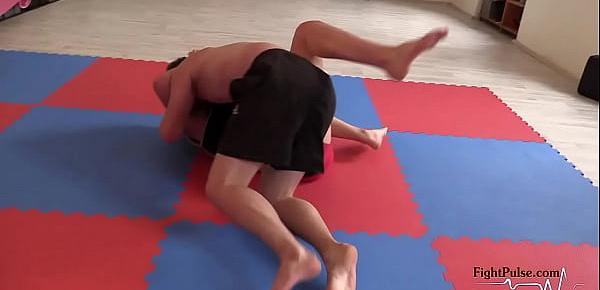  MX-12 demo - competitive mixed wrestling